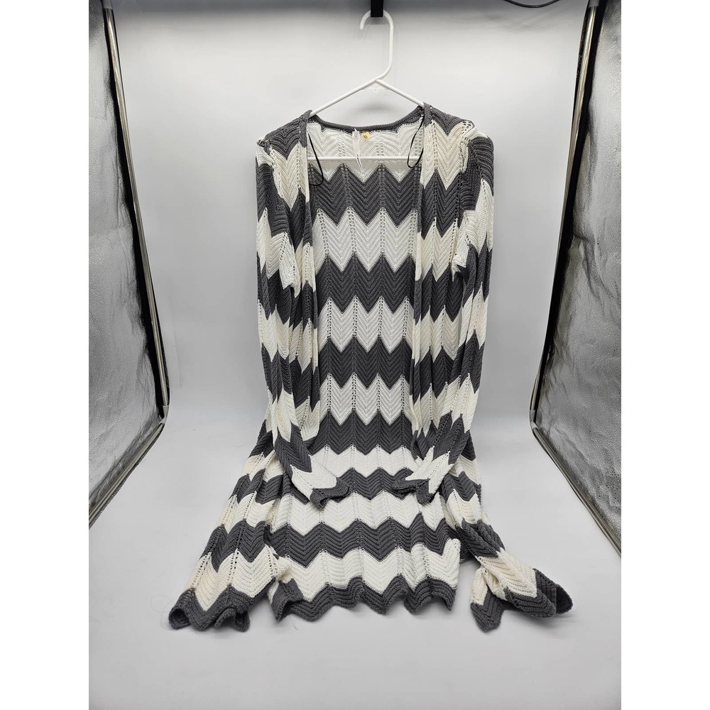 New NY Collection Ladies Gray and White Cardigan Sweater Size Small